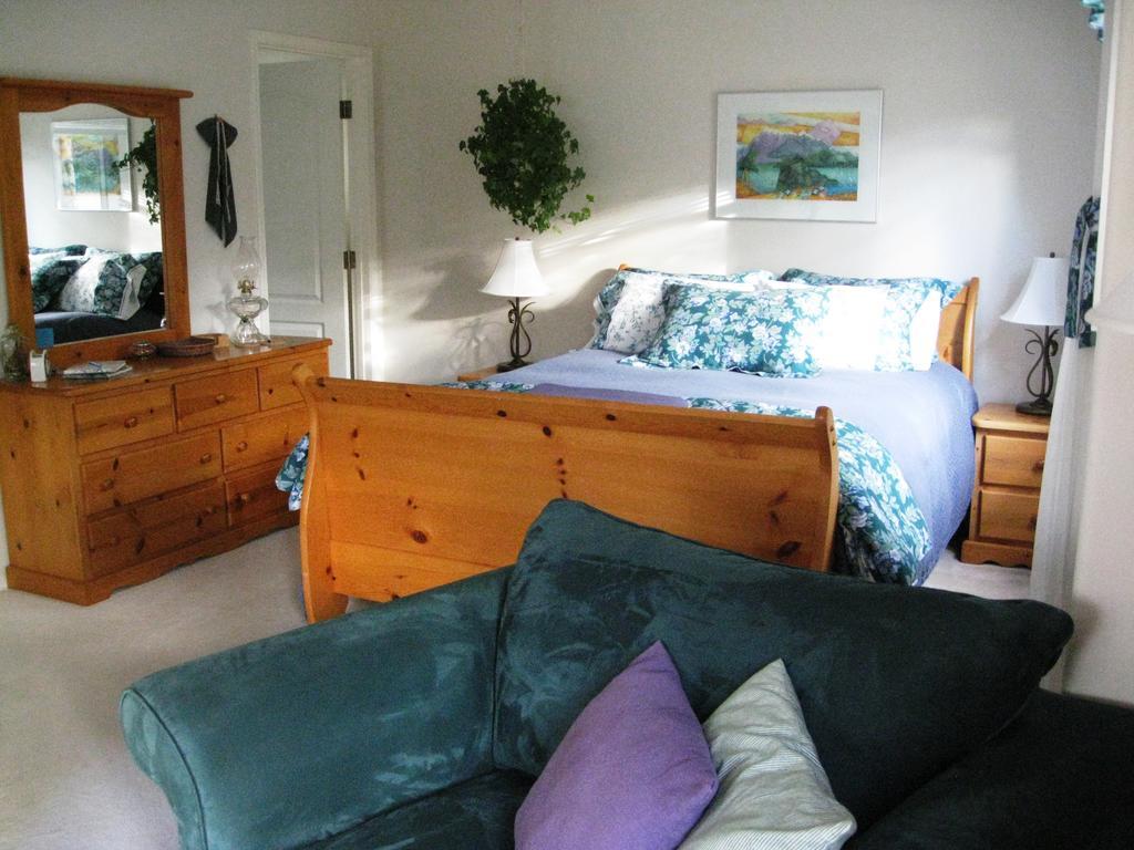 Avens Renaissance B&B Canmore Zimmer foto